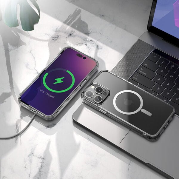 Protective Clear Case with Magsafe for iPhone 14 - Image 7